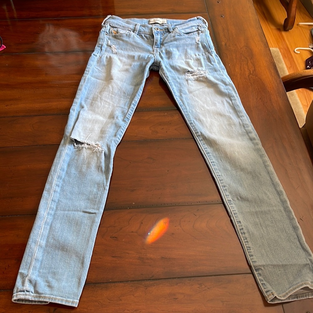 Abercrombie Kids light wash ripped skinny stretch jeans